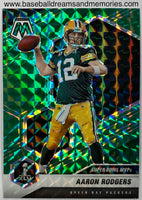 2021 Panini Mosaic Aaron Rodgers Green Prizm Parallel Card
