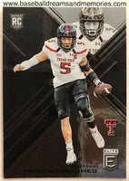 2017 Elite Patrick Mahomes II Rookie Card